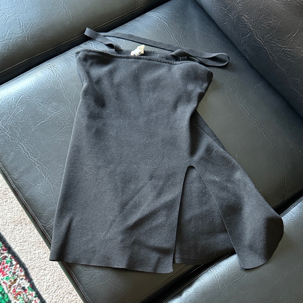 Choker neck black tube top